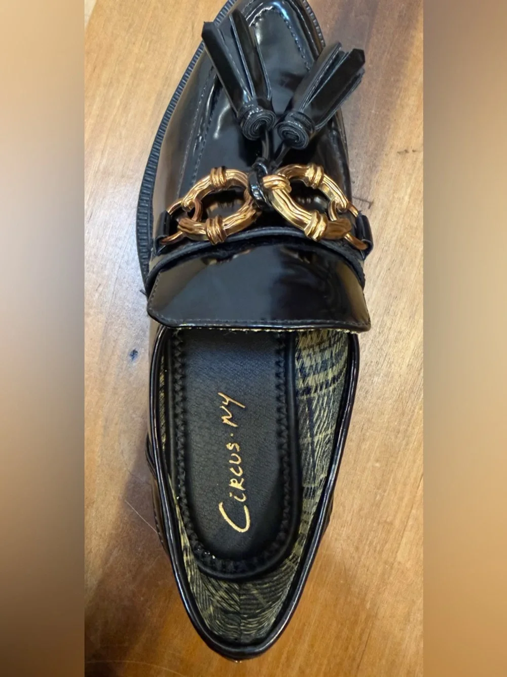 NWT Circus by Sam Edelman Patent Black Tassel Loafers with Gold Accent 6.5